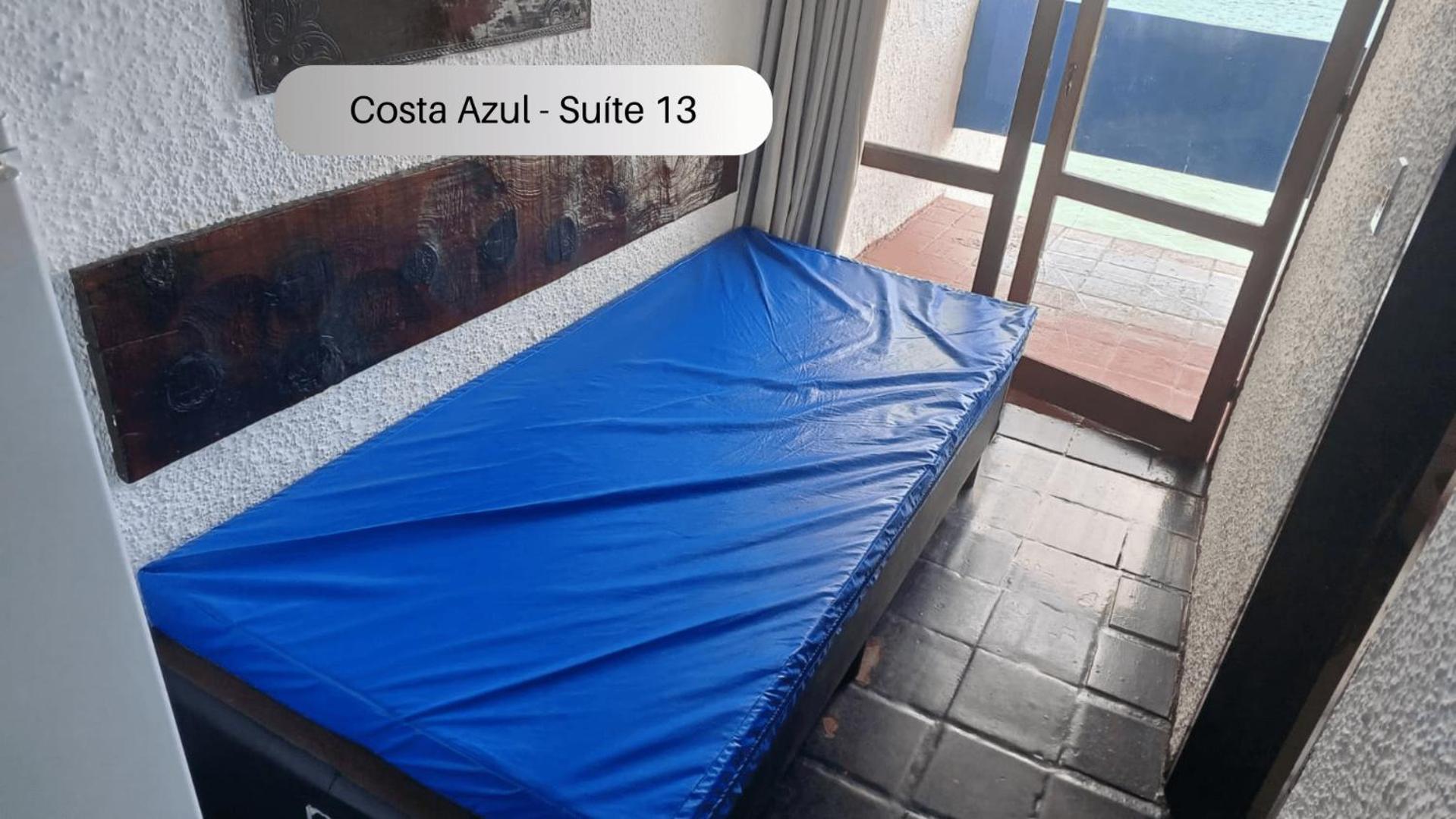 Apartamento - Costa Azul Iate Clube - Aluguel Economico