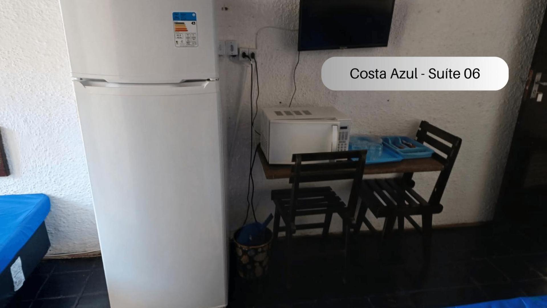 Apartamento - Costa Azul Iate Clube - Aluguel Economico